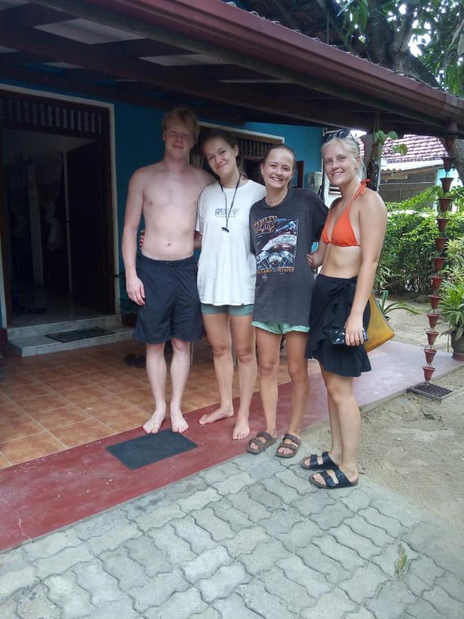 Triple One Villa Ahangama Buitenkant foto