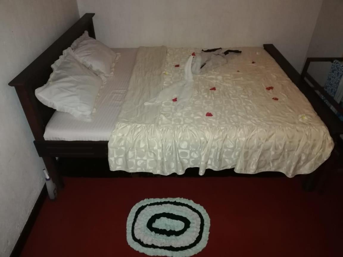 Triple One Villa Ahangama Buitenkant foto